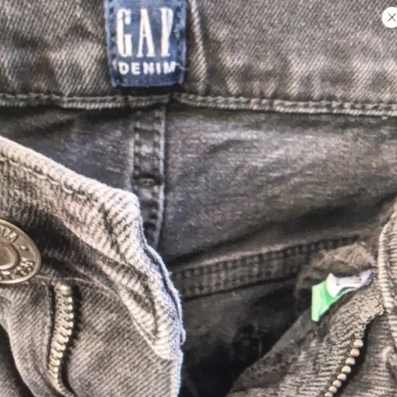 GAP girlfriend black wash raw hem jeans size 26 - Picture 3 of 5